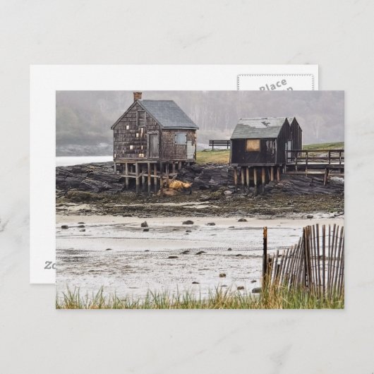 Misty Morning Shacks Postcard Postkarte (Vorne/Hinten)