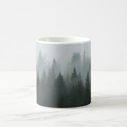 Misty Mountain Forest Autumn Fog Kaffeetasse (Mittel)