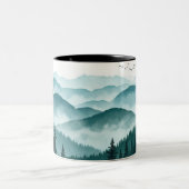 Misty Mountain Forest Landschaft Zweifarbige Tasse (Mittel)