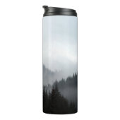 Misty Mountain Forest: Landschaftliche Landschafts Thermosbecher (Nach rechts gedreht)