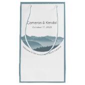 Misty Mountain Range Wedding Welcome Bags Kleine Geschenktüte (Vorderseite)