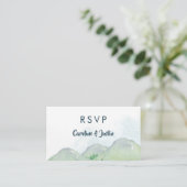 Misty Mountains Small Wedding RSVP Cards Begleitkarte (Stehend Vorderseite)