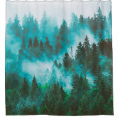 Misty nebelige Berglandschaft mit Tannenwald und Duschvorhang (Vorderseite)