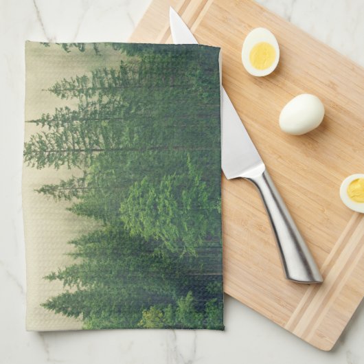 Misty Pine Forest Trees Custom Keepake Geschirrtuch (Viertel Falte)