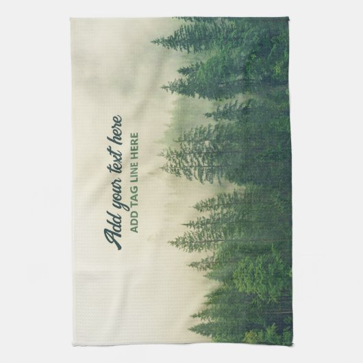 Misty Pine Forest Trees Custom Keepake Geschirrtuch (Vertikal)