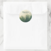 Misty Pine Forest Trees Custom Keepake Runder Aufkleber (Tasche)