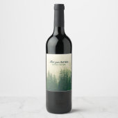 Misty Pine Forest Trees Custom Keepake Weinetikett (Vorderseite)