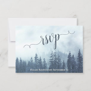 Misty Pines Rustikaler Blauwald Hochzeit im Freien RSVP Karte