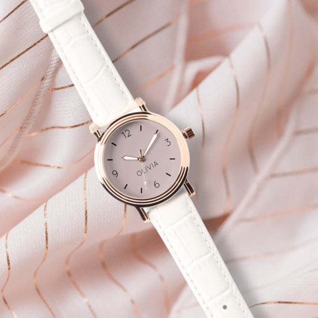Misty Pink Solid Color Custom Name Minimalist Armbanduhr (Von Creator hochgeladen)