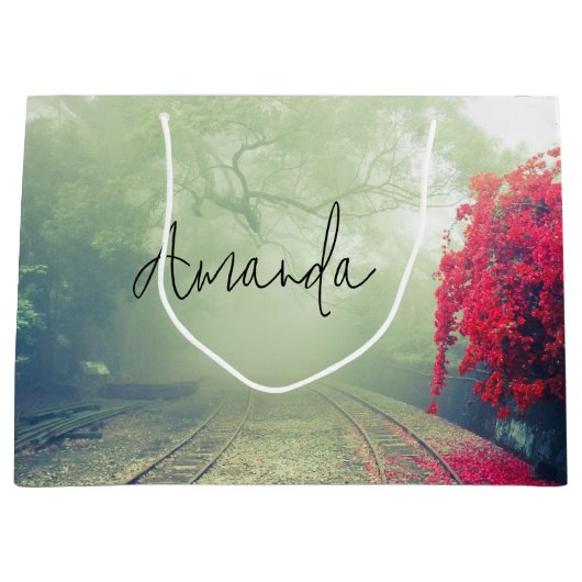 Misty Railroad Tracks Landschaftliches Foto Geburt Große Geschenktüte (Vorderseite)