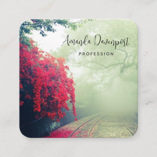 Misty Railroad Tracks Landschaftliches Foto Quadratische Visitenkarte (Vorderseite)