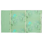 Misty Shamrocks Pillowcase Kissenbezug (Vorderseite-Links)