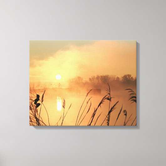 Misty Sunrise Leinwand Wrap (Vorderseite)