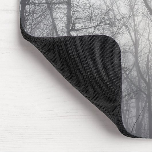 Misty Trees Gray Woodland Mousepad (Ecke)