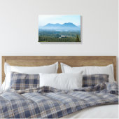 Misty Valley in Tofino - British Columbia, Kanada Leinwanddruck (Insitu (Schlafzimmer))