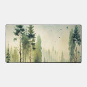 Misty Woodland Evergreen Forest Schreibtischunterlage (Vorderseite)