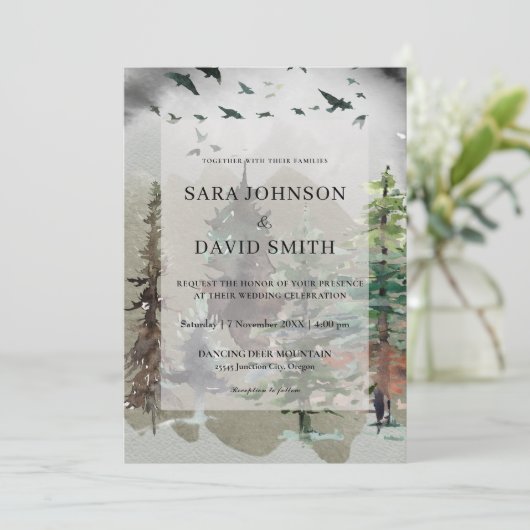 Misty Woodland Forest Rustic Wedding Einladung (Stehend Vorderseite)