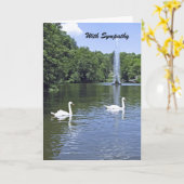 Mit Beileid, Weißschwänzen und Brunnen Gruß Karte (Gelbe Blume)