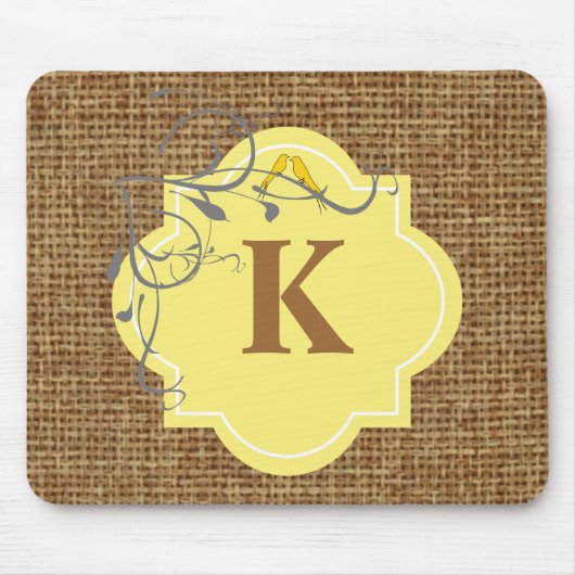 Mit Blumen und Leinwand mit Monogramm Mousepad (Vorne)