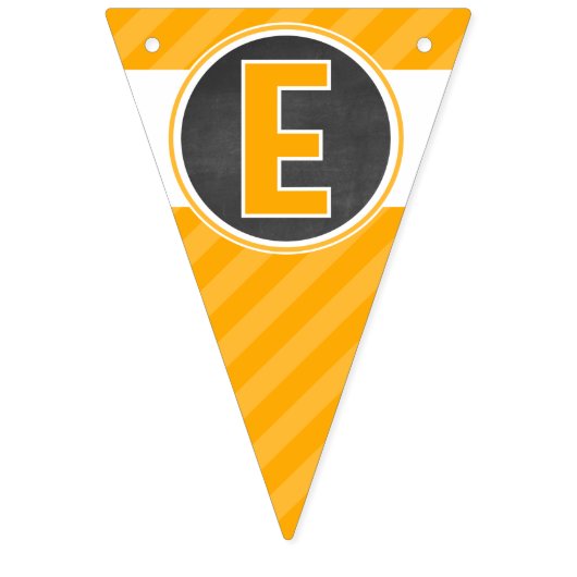 Mit dem Kopfe stoßender Wimpel der Beifall-und Wimpelkette (Dritte Fahne)