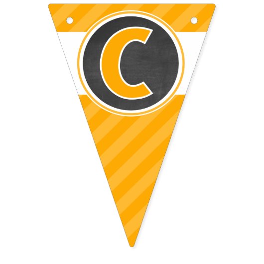 Mit dem Kopfe stoßender Wimpel der Beifall-und Wimpelkette (Erste Fahne)