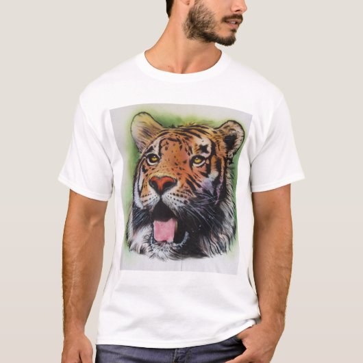 Mit der Spritzpistole bearbeitetes Tiger-Shirt T-Shirt (Vorderseite)