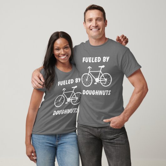 Mit Doughnüssen gespeist T-Shirt (Unisex)