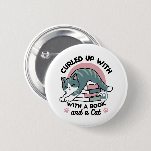 Mit einem Buch und einer Katze aufgerollt - Gemütl Button (Vorne & Hinten)