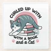 Mit einem Buch und einer Katze aufgerollt - Gemütl Glasuntersetzer (Vorderseite)