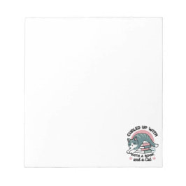 Mit einem Buch und einer Katze aufgerollt - Gemütl Notizblock