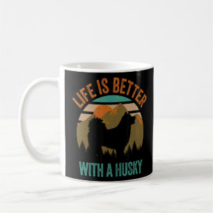Mit einem Huskyhund aus Vintagen Bergen Kaffeetasse