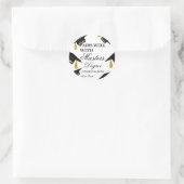 Mit einem Master-Abschluss-Abschluss-Geschenk perf Runder Aufkleber (Tasche)