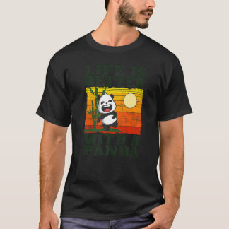 Mit einem Panda Bärenrückstand 6 T-Shirt