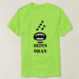 mit einem Song in schottisch-gälisch-wadenn òran T-Shirt