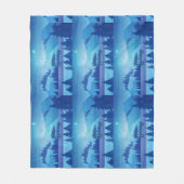 Mit einem Weihnachtsbaum die Straße hinunter fahre Fleecedecke (Vorderseite)