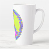 Mit Farben ausgefülltes FRIEDENSzeichen 1 Milchtasse (Rechts)