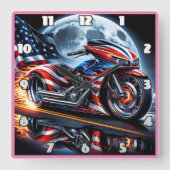Mit Flaggen geschmückte, lebhafte Motorräder Quadratische Wanduhr (Vorderseite)