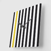 mit gelbem Streifen Quadratische Wanduhr (Winkel)