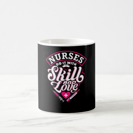 Mit Geschick und Liebe Kaffeetasse (Mittel)