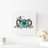 Mit Gott Quadratische Wanduhr (Zuhause)