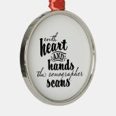 Mit Herz und Hände scans der Sonographin Ornament Aus Metall (Rechts)