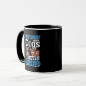 Mit Hunden verbrauchte Zeit wird nie verschwendet Tasse (Vorderseite Links)