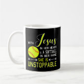 Mit Jesus in ihrem Herzen ist sie eine Softball-Ha Kaffeetasse (Links)