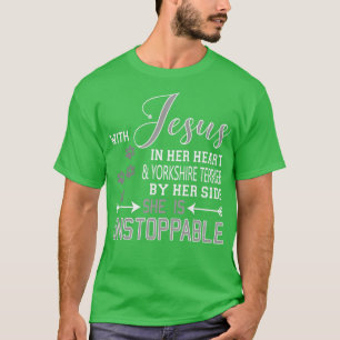 MIT JESUS IN IHREM HERZEN JORKSHIRE TERRIER AN DER T-Shirt