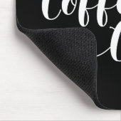 Mit Kaffee und Chaos gespeist Mousepad (Ecke)