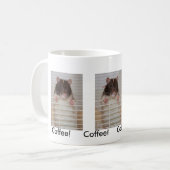 Mit Kapuze Rattie, das Aufmerksamkeit will Kaffeetasse (Vorderseite Links)