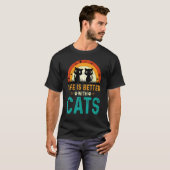 Mit Katzen mürrischer alter Mann Tier T-Shirt (Vorne ganz)
