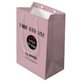 Mit Liebe Berufliche Dusty Rose rosa Mittlere Geschenktüte (Rückseite Schrägansicht)