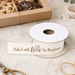 Mit Liebe gebacken von Name Skript Herz Satinband