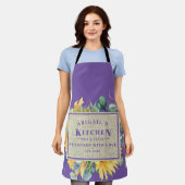 Mit Liebe Individuelle Name Lavendel Floral besetz Schürze (Getragen)